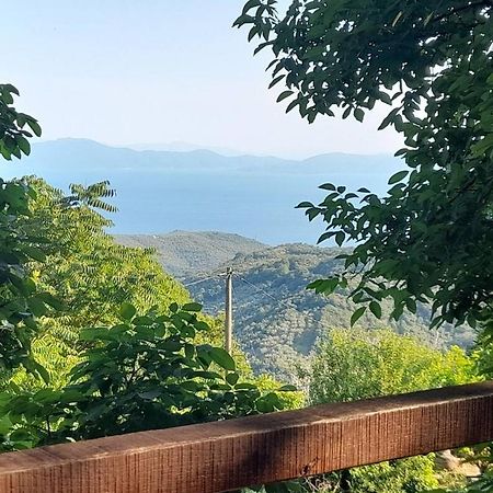 Mountain And Sea View Villa Miléai Buitenkant foto